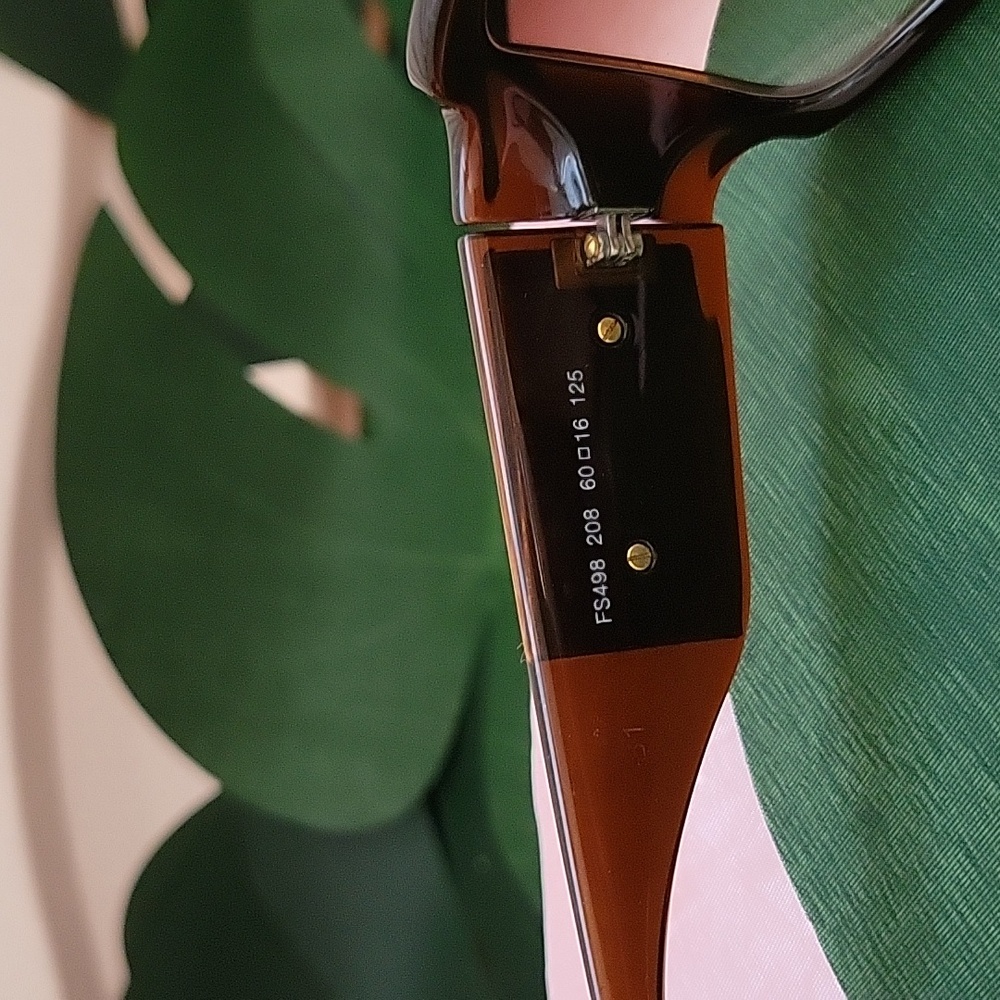 FENDI Sunglasses🔥 Brown Hue and Gold 🔥 Stunning - Picture 4 of 8